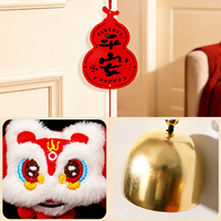 Décoration suspendue en tissu non tissé rouge en forme de gourde avec clochette pour la décoration intérieure et les décorations de pendaison de crémaillère