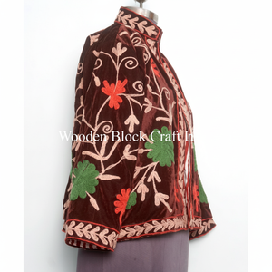 เสื้อแจ็คเก็ตกำมะหยี่สวยงามสำหรับผู้หญิง ลายปักดอกไม้  แจ็คเก็ตซูซานีสำหรับสาวๆ ใส่ไปงานปาร์ตี้ - Product Image 1