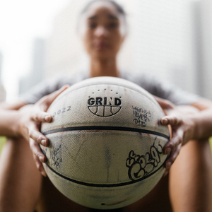 Ballon de basketball en PU pour l'éducation sportive, l'entraînement et le divertissement, tailles 4-7, avec logo, pour tous les âges - Product Image 3