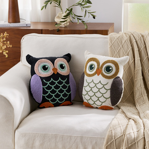 Housse de coussin décorative en coton doux, brodée en 3D, motif animal brodé en boucle, forme hibou, pour canapé - Product Image 3