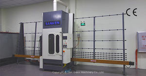 Machine de sablage vertical de verre SKS-2500 de haute qualité, contrôlée par PLC, à trois pistolets, avec composants de pompe à moteur et engrenages automatiques - Product Image 3