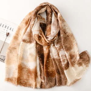 Écharpes en viscose à paillettes dorées pour femmes, foulard de tête, hijab, écharpes douces à paillettes, écharpes à paillettes, foulards à paillettes, écharpes à paillettes, écharpes à paillettes, écharpes à paillettes - Product Image 1