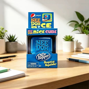 Nice Cube Suptid Squish - un Hermoso Juguete Antiestrés en Forma de Cubo para Aliviar el Estrés. - Product Image 5