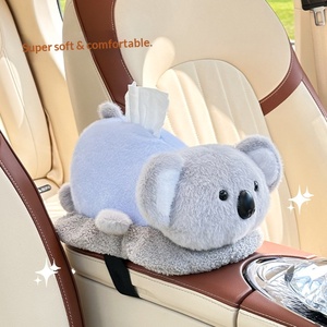 Bolsa de pañuelos para coche con diseño de panda, capibara, conejo y cerdo de dibujos animados, con bolsa de carbón de bambú desodorizante y caja de reposabrazos de felpa. - Product Image 4