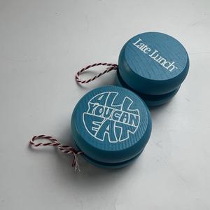 Jouet <span class=keywords><strong>yoyo</strong></span> en bois miniature personnalisé avec couleur et logo, testé EN71, avec des matériaux écologiques et 3 tours de magie - Product Image 2