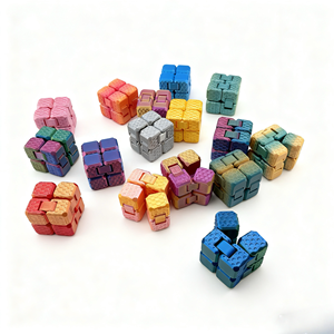 <span class=keywords><strong>Cubo</strong></span> Antiestrés Impreso en 3D, Cubos Pequeños Giratorios <span class=keywords><strong>de</strong></span> Bucle Infinito, Juguete Creativo para Dedos, para Niños y Adultos, Hecho en China Continental - Product Image 1