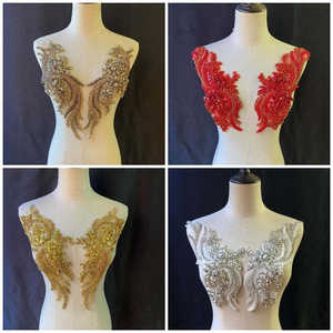 LACE DOG Applique en verre bleu roi, patch de corsage en cristal de strass lourd, patch perlé, pour robe de mariée de haute couture ONE PIECE - Product Image 1