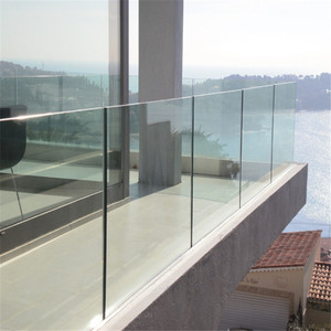 Garde-corps en verre sans cadre à profil en <span class=keywords><strong>U</strong></span> très demandé : Sécurité et vue dégagée pour projets résidentiels modernes - Product Image 2