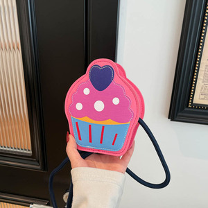 Bolsa Transversal Feminina Criativa de Moda com Estampa de Sorvete e Morango, Laço Fofo, Estilosa, Pequena, de Ombro Lateral em PU - Product Image 2