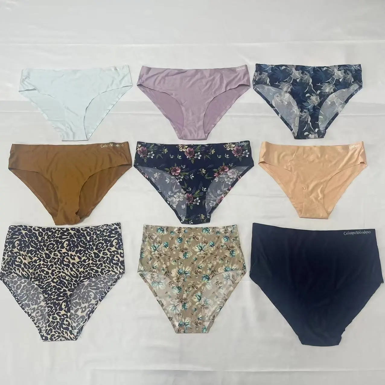 Bikini une pièce découpé au laser de couleur unie sexy sans couture en vrac sous-vêtements pour femmes culotte string hipster-P