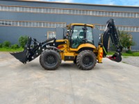 Chargeuse-pelleteuse 4x4 du fabricant avec godet, moteur Cummins, bras télescopique 4-en-1, modèles 3CX 4CX