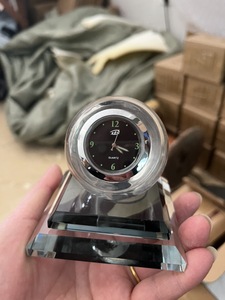 Adorno de Cristal <span class=keywords><strong>Dilu</strong></span>, Botella de Perfume para Coche de Cristal, Bola de Cristal, Reloj de Mesa, Regalo Empresarial Europeo, Material de Papel de Algodón - Product Image 3