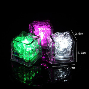 Cubitos de Hielo LED Luminosos para Decoración del Hogar, Accesorios Brillantes para Fiestas, Neón, Halloween, Festivales, Navidad, Artículos para Fiestas - Product Image 3