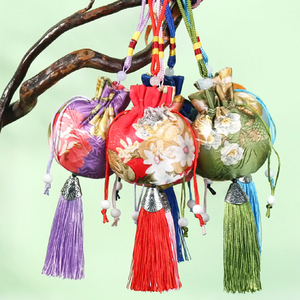 Mặt dây chuyền may mắn Omamori tùy chỉnh số lượng nhỏ, bùa hộ mệnh Omamori - Product Image 2