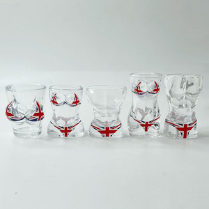 Verres à <span class=keywords><strong>liqueur</strong></span> sexy en forme <span class=keywords><strong>de</strong></span> corps, design classique, verres <span class=keywords><strong>de</strong></span> fête pour whisky, <span class=keywords><strong>liqueur</strong></span> et vin, capacité <span class=keywords><strong>de</strong></span> 50 ml, verre haut en forme <span class=keywords><strong>de</strong></span> corps masculin nu - Product Image 2
