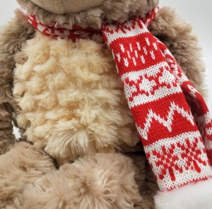 Regalos de Navidad personalizados de fábrica de alta calidad buen diseño de peluche suave lindo perezoso con sombrero y bufanda - Product Image 5