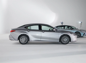 Voiture <span class=keywords><strong>Hybride</strong></span> d'Occasion Toyota <span class=keywords><strong>Camry</strong></span> 2.0L Essence 5 Places <span class=keywords><strong>2023</strong></span> à Vendre en Chine - Product Image 4
