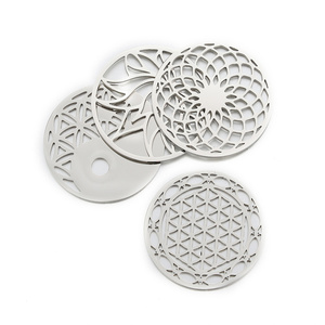 Yiwu-Colgante <span class=keywords><strong>de</strong></span> acero inoxidable con tres letras <span class=keywords><strong>de</strong></span> Kabbalah, símbolo sagrado <span class=keywords><strong>de</strong></span> fuerza, geométrico, sagrado - Product Image 5