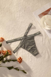 ชุดชั้นในแบบจีสตริงผ้าฝ้ายพิมพ์ลายตัวอักษร สีพื้น แบบไขว้ เซ็กซี่ น่ารัก ใส่ได้ทุกวัน แพ็ค 6 ชิ้น มีสินค้าในสต็อก - Product Image 5