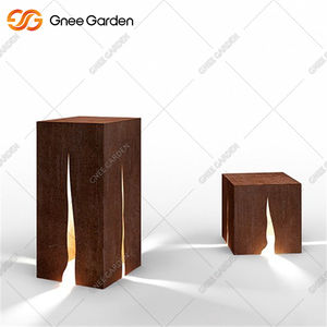 Lumières LED élégantes en acier Corten pour les places, les allées et les jardins extérieurs - Product Image 6