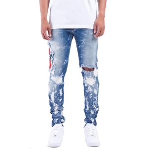 Jean skinny extensible déchiré bleu pour homme avec broderie rose, fermeture éclair à la cheville et effet éclaboussures de peinture - Product Image 2