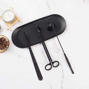 Kit d'entretien de bougies en acier inoxydable : Coupe-mèche, éteignoir, bâtonnet de nettoyage de mèche, ensemble d'accessoires avec plateau, logo personnalisé OEM, vente en gros - Product Image 5