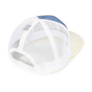 Pour la casquette de camionneur Alpha Black pour hommes <span class=keywords><strong>Yupoong</strong></span> Taille unique avec broderie en tissu apposée - Product Image 3