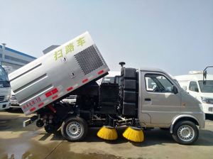 الصين الصانع أدنى سعر 5000L خزان المياه و النفايات خزان صغير المتداول عجلات شاحنة كنس طُرق آلة دليل - Product Image 2