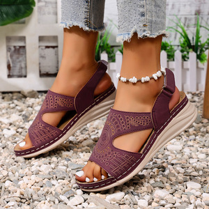 2025 Primavera Verano tendencia de moda para <span class=keywords><strong>Amazon</strong></span> transfronterizo de talla grande <span class=keywords><strong>sandalias</strong></span> de cuña para mujer Casual costura Slip-On cierre - Product Image 4