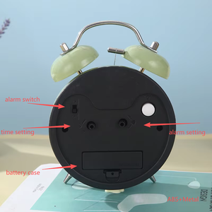 ساعة منبه إلكترونية جديدة بشاشة 4 بوصات، ساعة منبه صامتة لغرفة نوم الطلاب، هدية للأطفال للاستيقاظ المبكر، بيع بالجملة - Product Image 4
