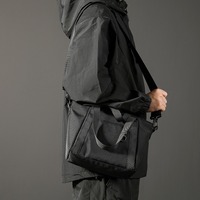 Sac bandoulière décontracté pour homme, double usage, avec logo personnalisé OEM ODM, sangle détachable, pour le travail quotidien, les courses et les sorties du week-end