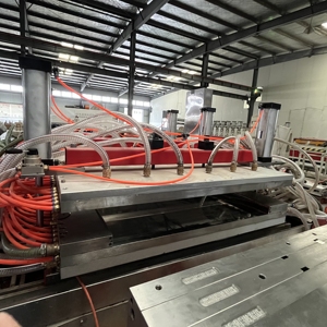 Moule d'extrusion de profilés de fenêtres en PVC UPVC de <span class=keywords><strong>marque</strong></span> <span class=keywords><strong>EKO</strong></span> à haute efficacité - Product Image 5