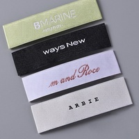 Étiquettes de luxe en satin/polyester pliées sur le côté et étiquettes de vêtements avec logo de ma marque, étiquettes tissées personnalisées pour vêtements