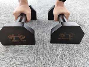 Penyangga Dip kayu padat kemasan 2 "tiang paralel berdiri dorong untuk latihan <span class=keywords><strong>Calisthenics</strong></span> kekuatan tubuh atas latihan penggunaan rumah - Product Image 5