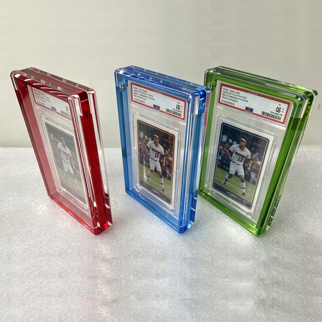 Bespoke UV Protection Accent Magnetic Clear+Colored Acrylic Case Display for PSA Graded Card PSA and CGC Slabs Display Holder