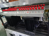 Machine à percer le bois à quatre rangées avec alimentation automatique et empilage automatique