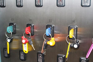 <span class=keywords><strong>Armoire</strong></span> <span class=keywords><strong>de</strong></span> rangement <span class=keywords><strong>de</strong></span> <span class=keywords><strong>clés</strong></span> <span class=keywords><strong>électronique</strong></span> intelligente avec systèmes <span class=keywords><strong>de</strong></span> <span class=keywords><strong>gestion</strong></span> <span class=keywords><strong>de</strong></span> serrures numériques pour un stockage sécurisé <span class=keywords><strong>des</strong></span> cylindres <span class=keywords><strong>de</strong></span> <span class=keywords><strong>clés</strong></span> - Product Image 2