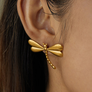Pendientes de Libélula, Chapados en Oro de 18K, Acero Inoxidable, Diseño de Insecto, Joyería de Moda para Mujer - Product Image 2