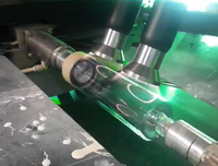 Machine de traitement plasma de précision pour des solutions de liaison du caoutchouc améliorées de FARI PM-V84