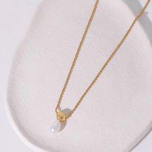 Colgante de perlas 2024 Simple y versátil para el uso diario - Product Image 1