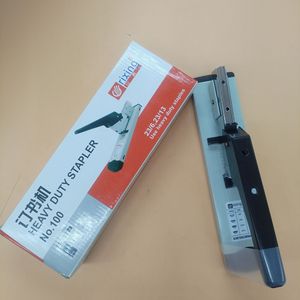 Engrapadora de Alta Resistencia Rixing No.100, Engrapadora Manual de Metal para 100 Hojas de Papel Grueso - Product Image 2