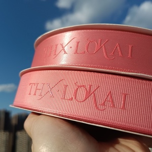 Nhà máy thân thiện với môi tùy chỉnh cứu trợ dập nổi in Grosgrain Ribbon Logo 3D mềm cho đóng gói quà tặng - Product Image 5