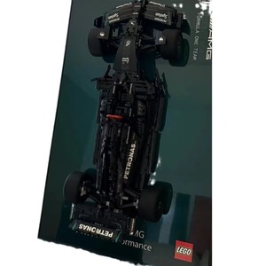 Marco de Fotos Decorativo de Pared Compatible con Ladrillos Lego de 3.5CM de Grosor, Diseño Mercedes F1, Cristal y Porcelana Simple - Product Image 5