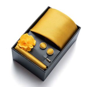 Fornitura Diretta dalla Fabbrica: Cravatta in Poliestere da Uomo con Fazzoletto Quadrato, Gemelli e Spilla, in Confezione <span class=keywords><strong>Regalo</strong></span>, Accessori per Matrimonio e per la Nuova Moglie - Product Image 3