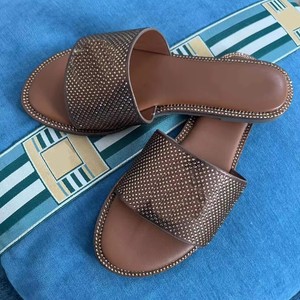 Marchio di vendita calda sandali di diamanti stile estate ciabatte Decorative di lusso <span class=keywords><strong>da</strong></span> <span class=keywords><strong>donna</strong></span> per le vacanze in <span class=keywords><strong>spiaggia</strong></span> <span class=keywords><strong>scarpe</strong></span> a punta aperta - Product Image 4