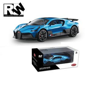 Voiture de course F1 <span class=keywords><strong>Bugatti</strong></span> <span class=keywords><strong>Divo</strong></span> série 1/32, modèle miniature de Formule 1 avec fonction coulissante, <span class=keywords><strong>jouet</strong></span> de collection autorisé RW pour la vente en gros - Product Image 1