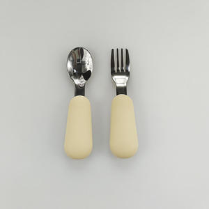 Juego de Cuchara y Tenedor para Bebé de Acero Inoxidable Personalizado, Libre de BPA, Mango de Silicona Ecológico, Apto para Alimentos, Kit de Cubiertos para Niños Pequeños - Product Image 4