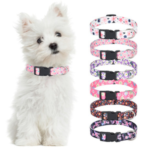Großhandel Schnelle Lieferung Verstellbares Weiches Hundehalsband mit Blumendruck Pink Mehrfarbig Niedliche Muster für XS Klein Mittel Groß in 6 Farben - Product Image 1