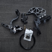 Support de frein arrière à double étrier Sur-Ron Ultra Bee LBX en aluminium CNC 7075 avec repose-pieds intégré renforcé pour vélo électrique haute performance
