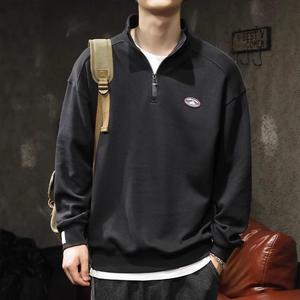 Sweat-shirt sport tendance de style américain, printemps et automne 2024, nouveau polo à demi-zip ample, col haut pour homme - Product Image 4